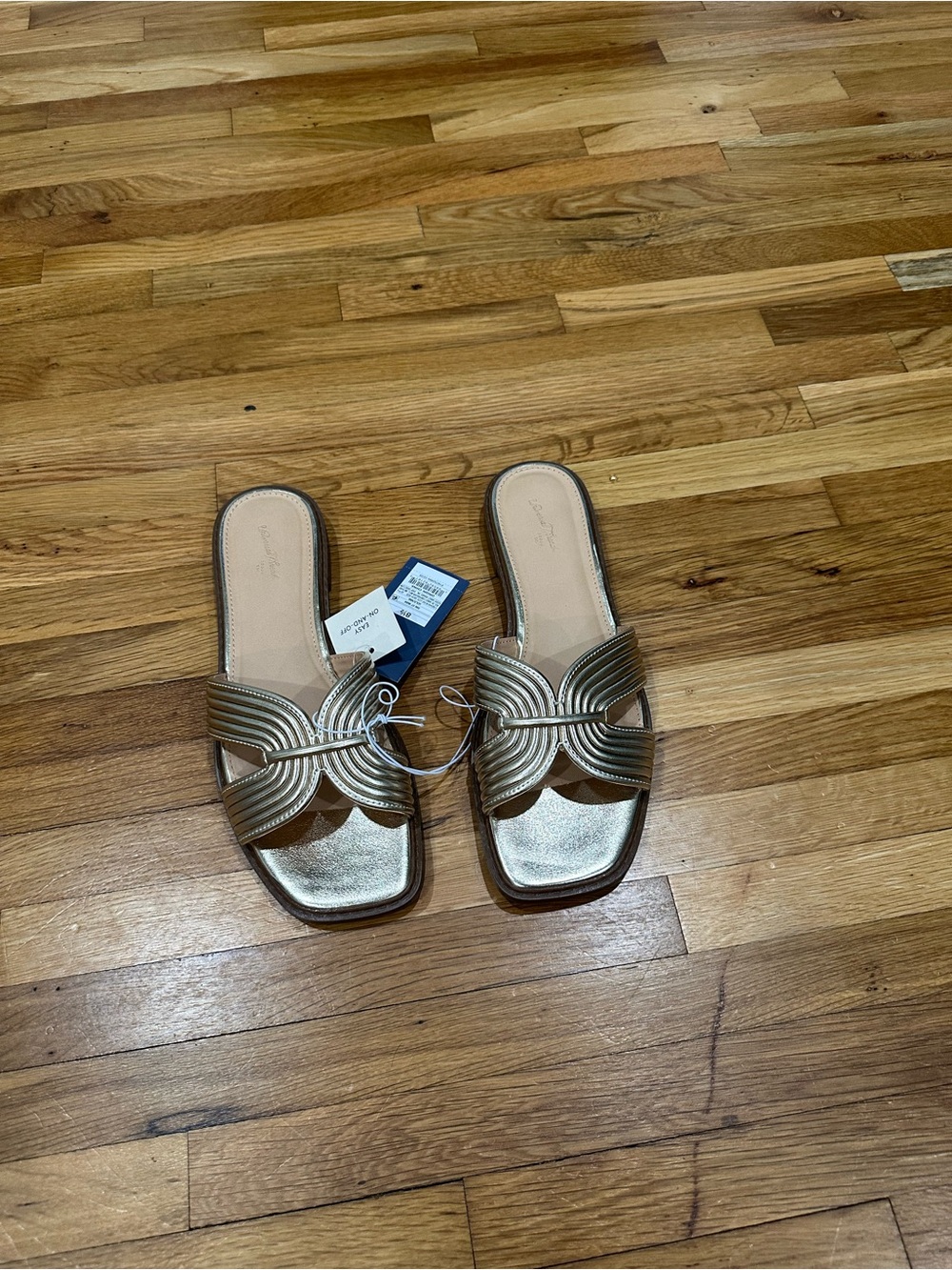 Universal Thread Gold Metallic Slide Sandals - Picture 7 of 9